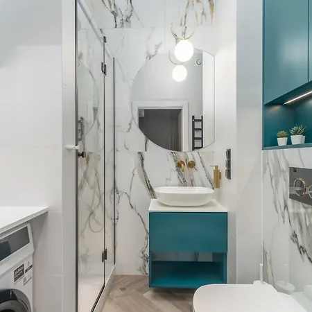 Comfy 4-5th Floor Hanza Tower - Sauna & Pool *