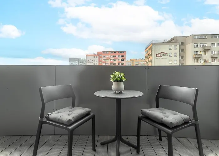 Comfy 4-5th Floor Hanza Tower - Sauna & Pool Appartement *