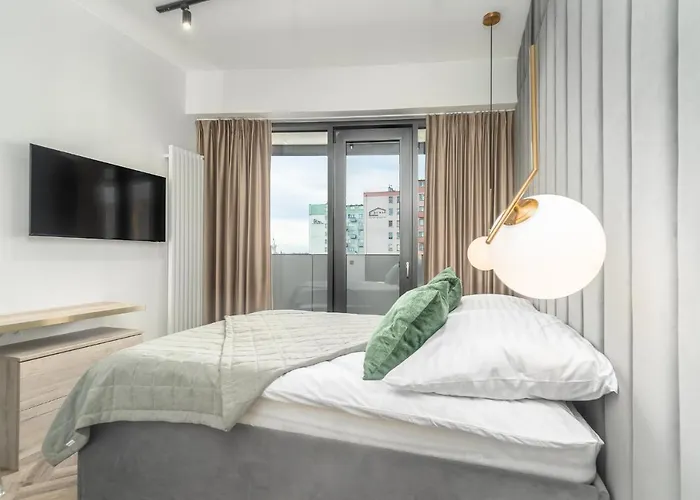 Comfy 4-5th Floor Hanza Tower - Sauna & Pool Appartement *