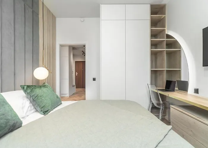 Comfy 4-5th Floor Hanza Tower - Sauna & Pool